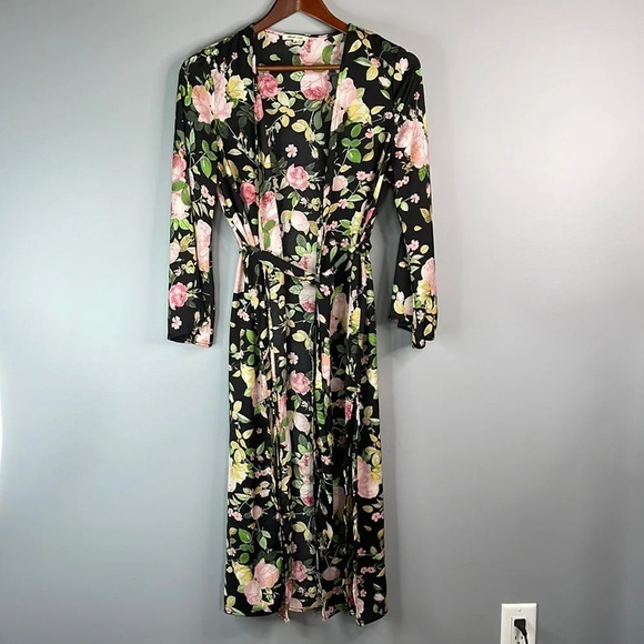 BLEUH CIEL Floral Kimono Style Open Tied Robe Satin Side Slits Size S - Picture 12 of 12